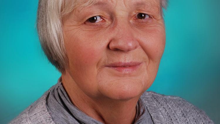 Dr. Charlotte Canditt